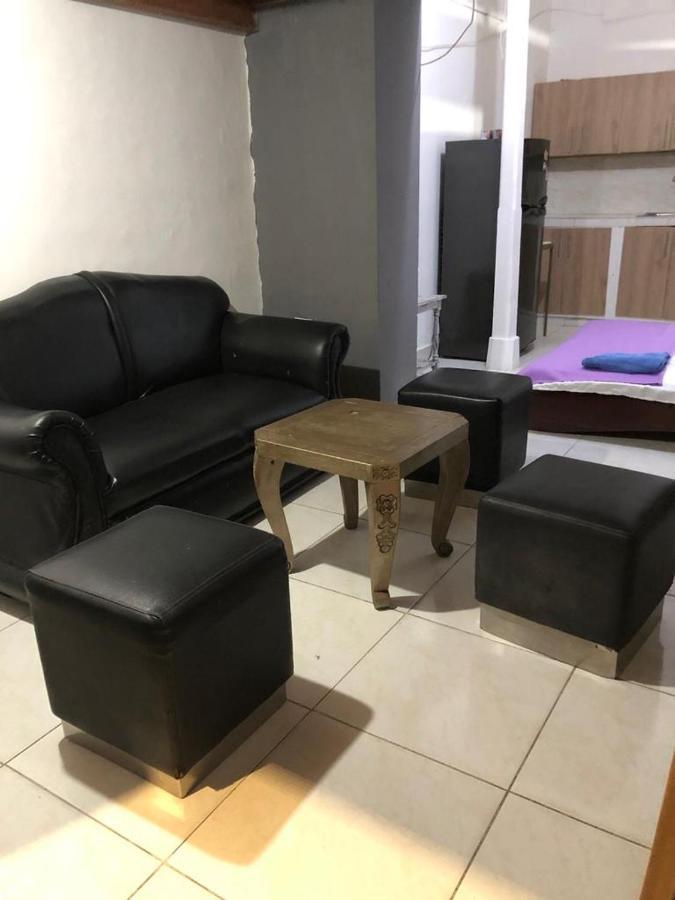 Comodo Aparta Estudio Cerca De La Basilica Apartment *